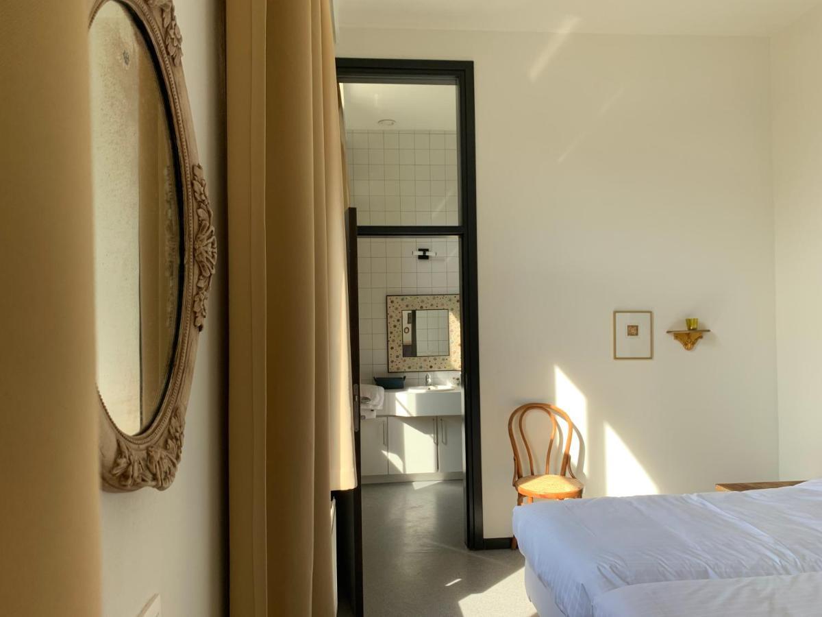 De Lotuspoort Met Mihr'S B&B In De Abdij Van 博尔内姆 外观 照片