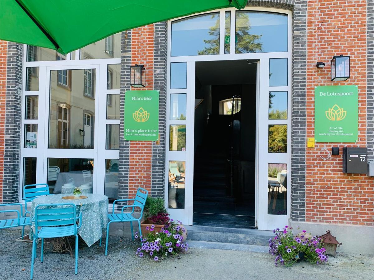 De Lotuspoort Met Mihr'S B&B In De Abdij Van 博尔内姆 外观 照片