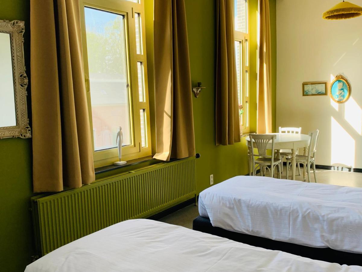 De Lotuspoort Met Mihr'S B&B In De Abdij Van 博尔内姆 外观 照片
