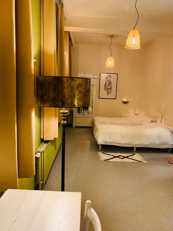 De Lotuspoort Met Mihr'S B&B In De Abdij Van 博尔内姆 外观 照片
