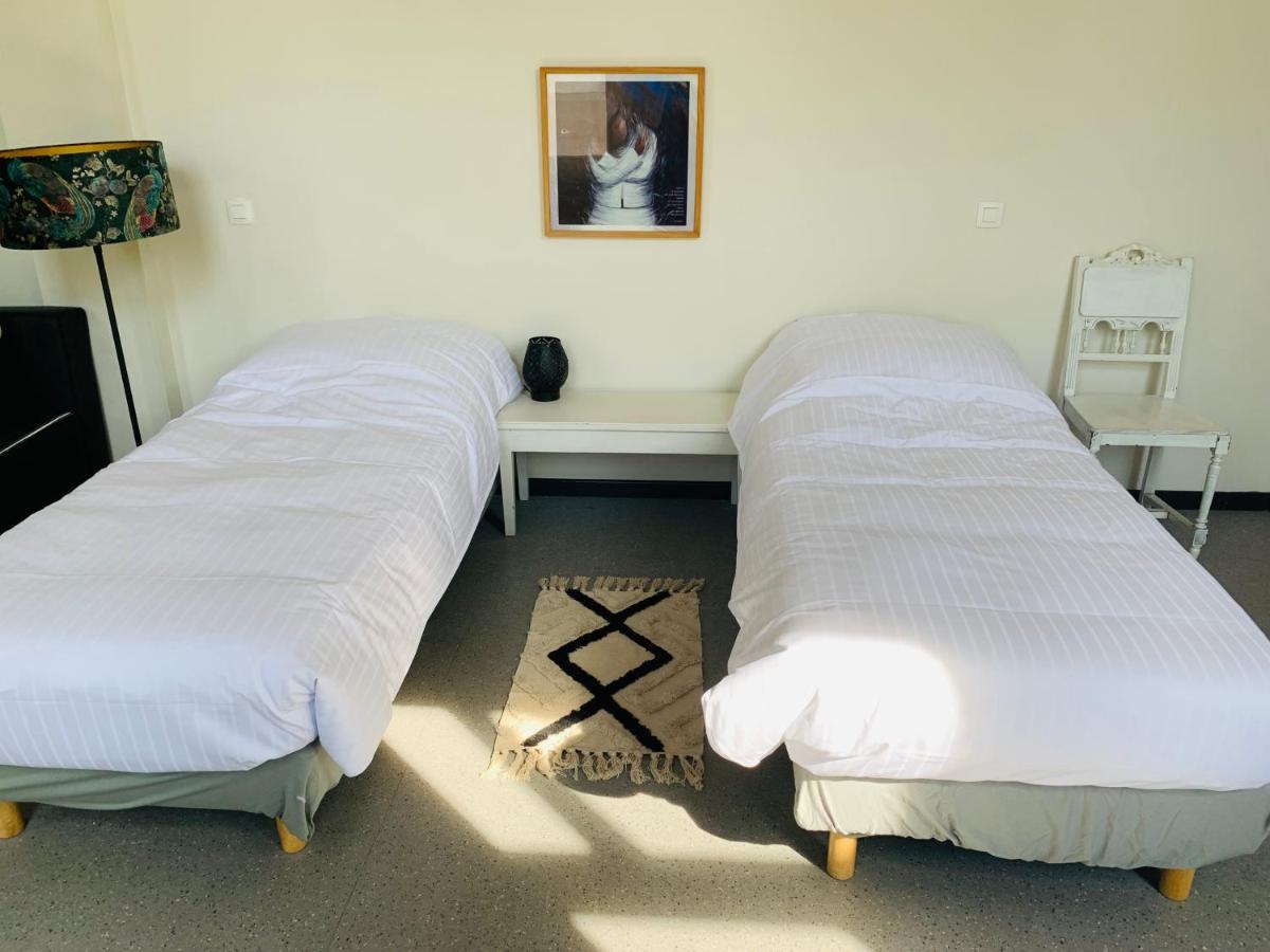 De Lotuspoort Met Mihr'S B&B In De Abdij Van 博尔内姆 外观 照片
