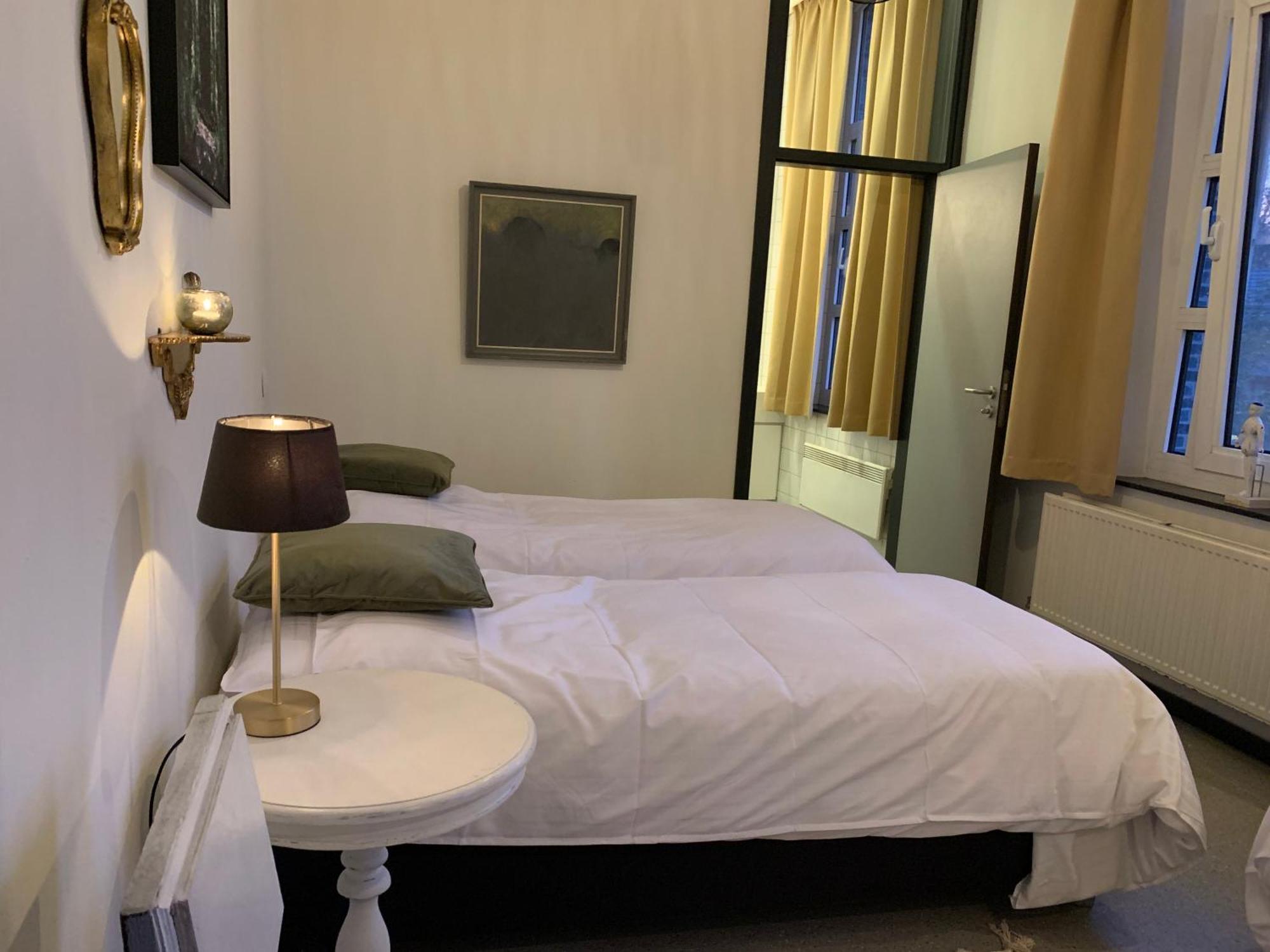 De Lotuspoort Met Mihr'S B&B In De Abdij Van 博尔内姆 外观 照片