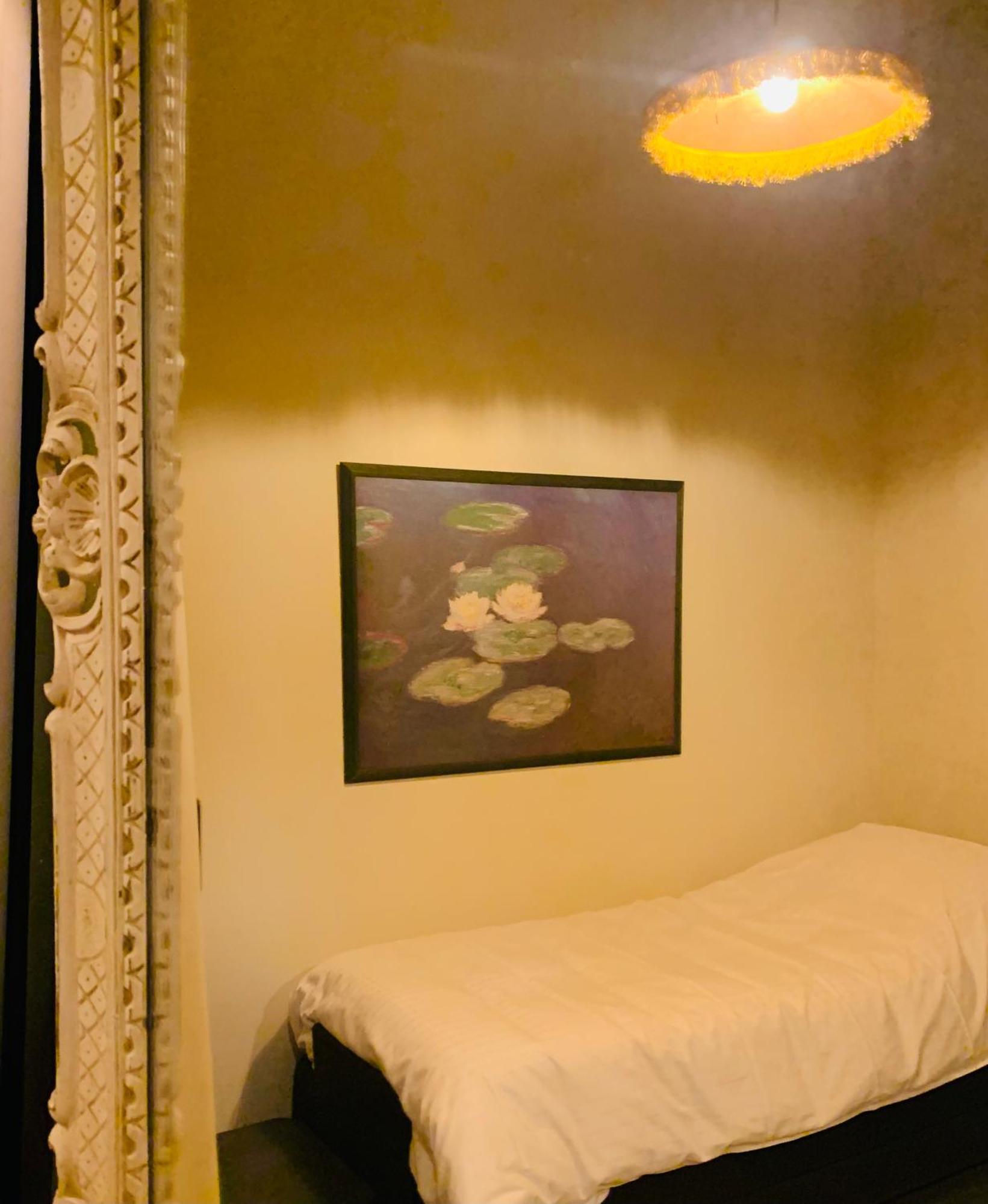 De Lotuspoort Met Mihr'S B&B In De Abdij Van 博尔内姆 外观 照片